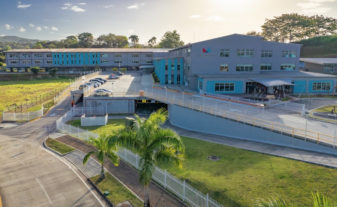 Colaboraciones académicas del Metropolitan School of Panama